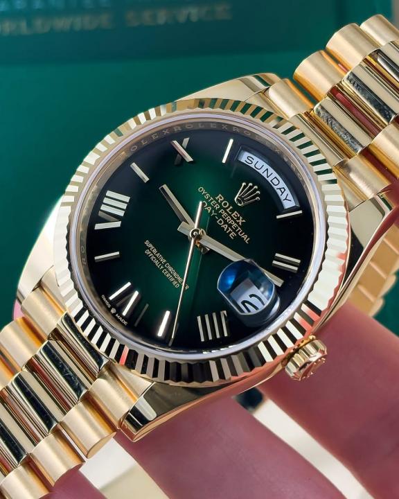 Role_x Oyster Perpetual Day Date 40 Gold-Green