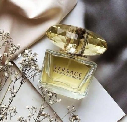 Versace Yellow Diamond Eau De Toilette