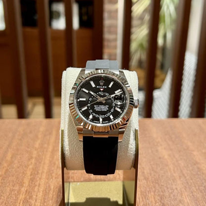 Rolx Oyster perpetual Sky Dweller